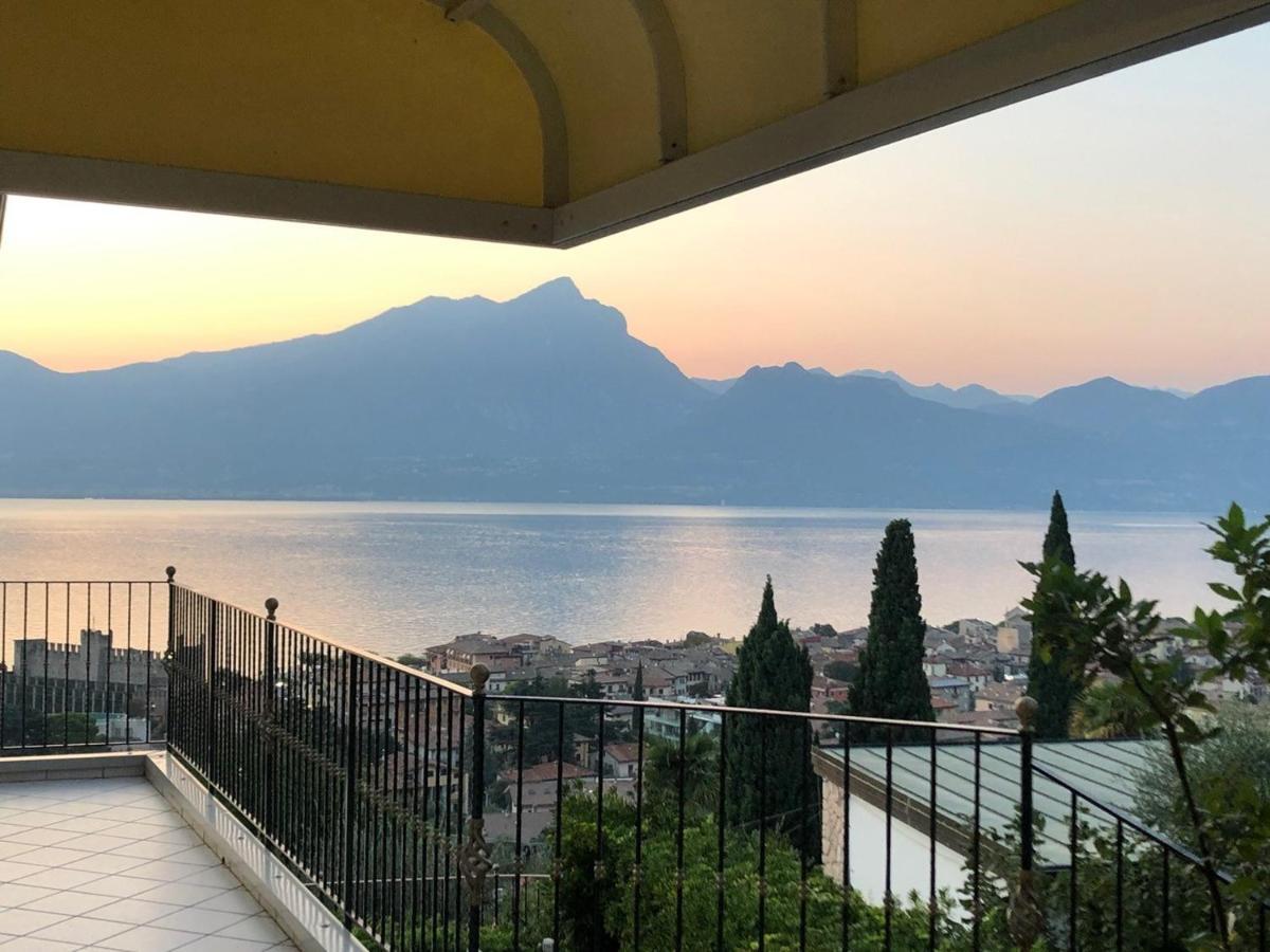 Appartamento La Perla Torri Del Benaco Dış mekan fotoğraf